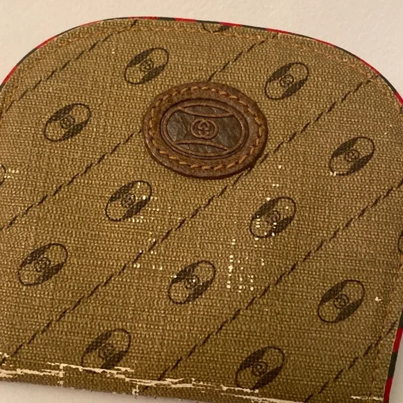 Gucci Accessory Collection Rounded Pouch Compact - Picture 2 of 13